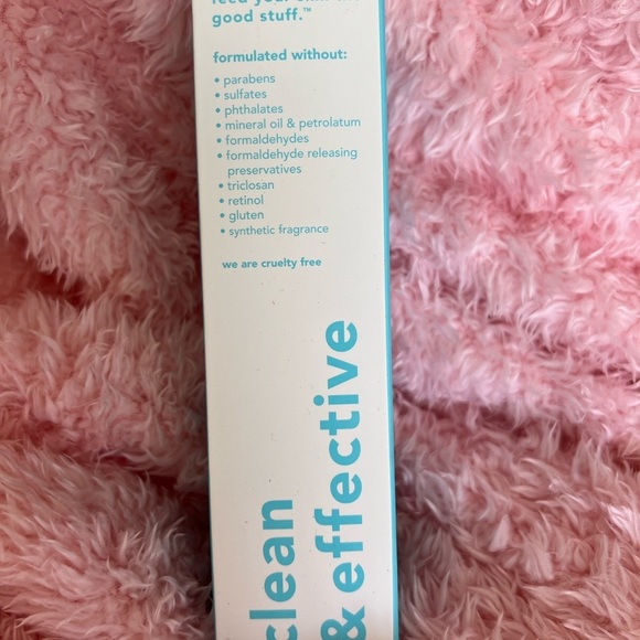 TULA Skincare So Poreless Deep Exfoliating Scrub - Picture 11 of 15